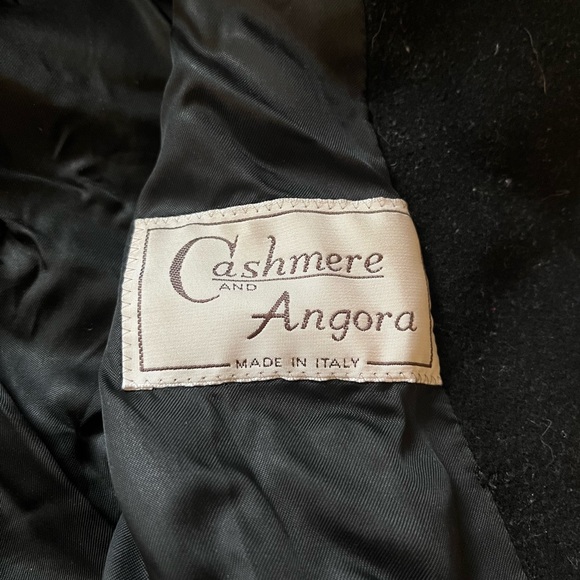 Vintage belted black cashmere and angora Armonia double-breasted peacoat - Picture 4 of 7